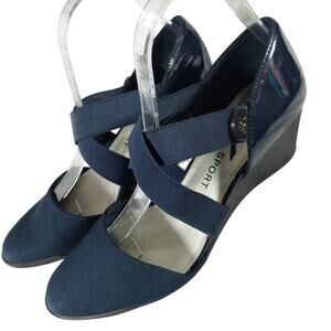 ANNE KLEIN SPORT! NAVY BLUE PATENT & SATINY FABRIC CRISS CROSS WEDGE HEELS! 8M